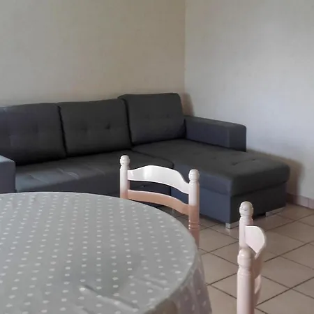 Charmante Maison Avec Piscine
