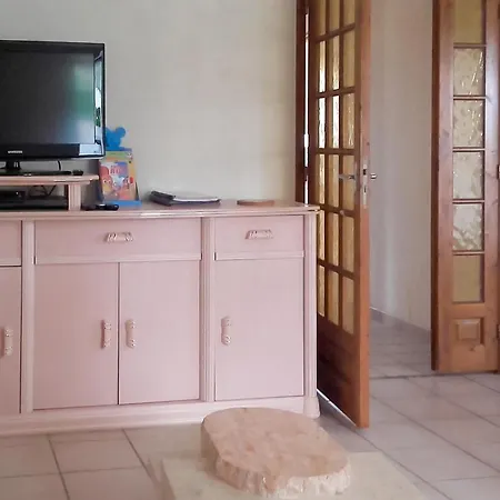 Сasa de vacaciones Charmante Maison Avec Piscine *